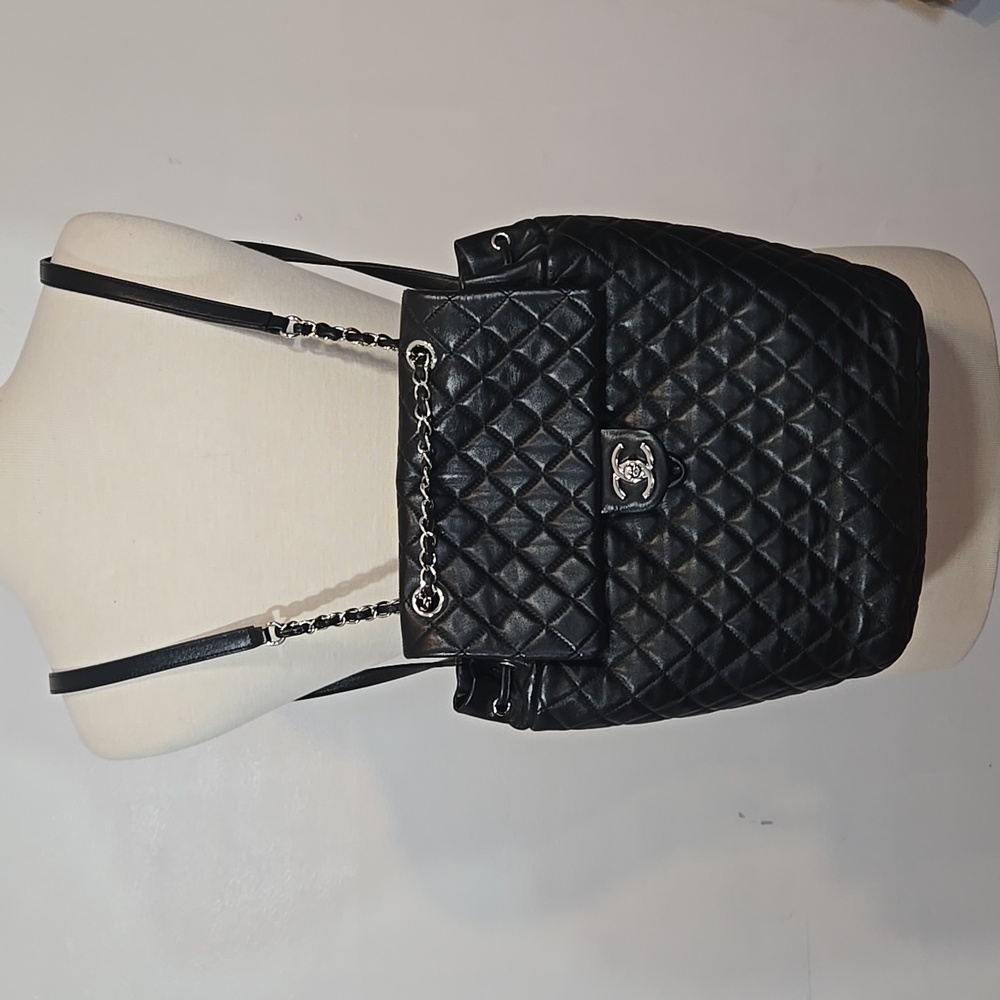 Chanel Urban Spirit Black Quilted Lambskin Large Backpack Bag - Picture 17 of 17